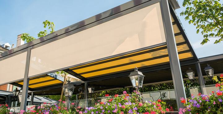 Klaiber RIVERA P5000 - Optional mit Senkrechtmarkisen erweiterbar