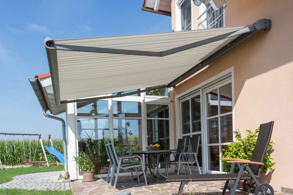 Erhardt Kassettenmarkise J 2 Erhardt Kassettenmarkise J 2